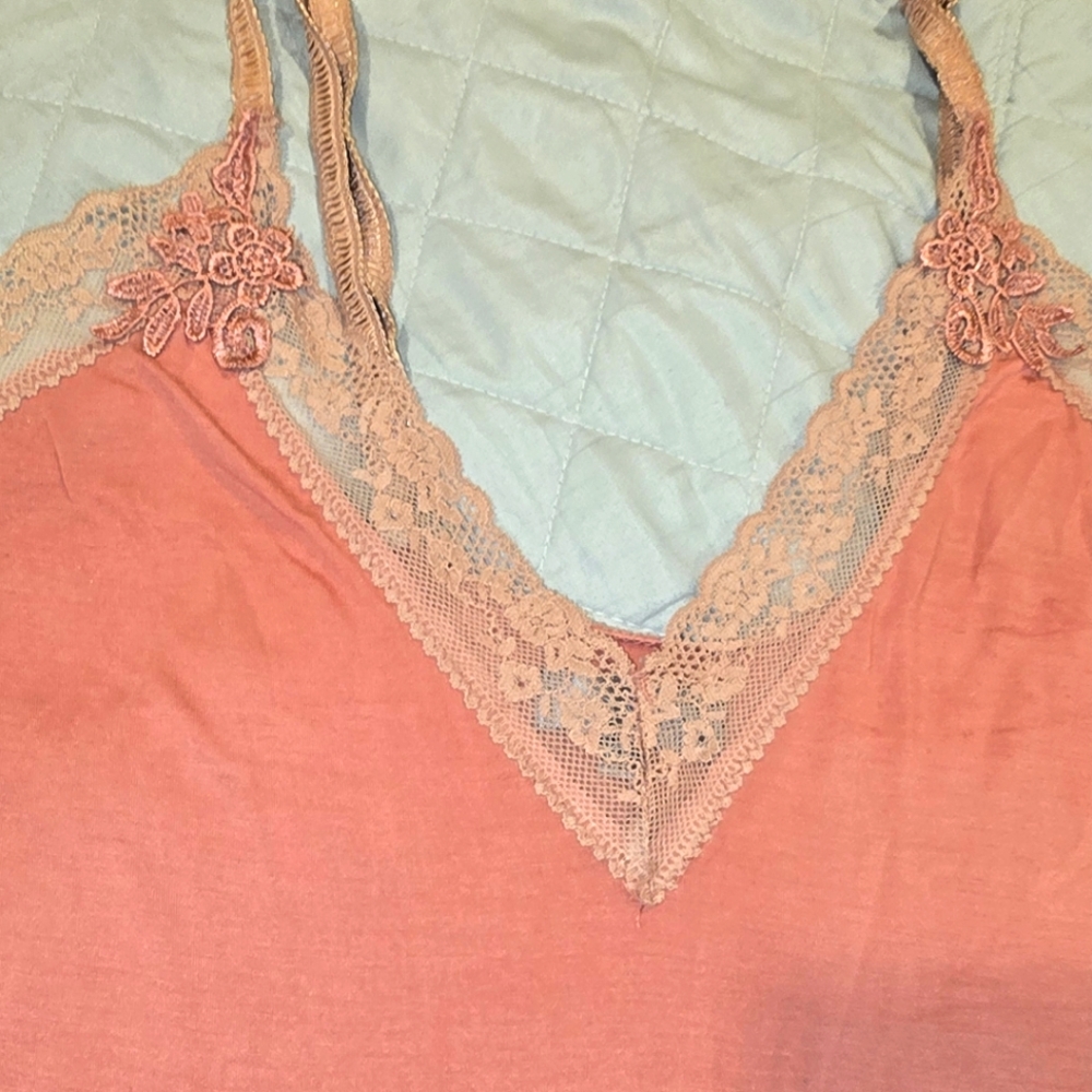 Daisy Fuentes Rose Pink Cami with Lace Detail